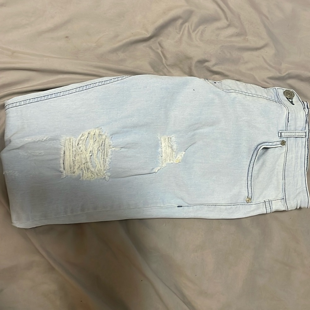 34 waist boohoo man light wash jeans
